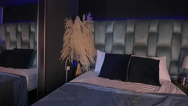 CandyLuxury   online show from 03.20.25