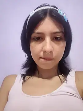 Maiden-Hot online show from 02.09.25