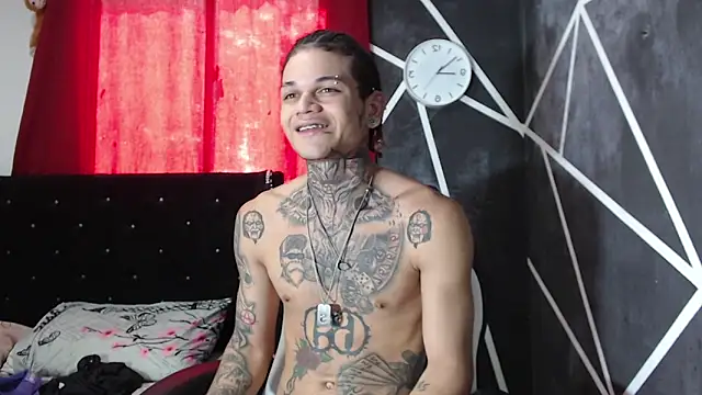 hot man05 online show from 10.03.25