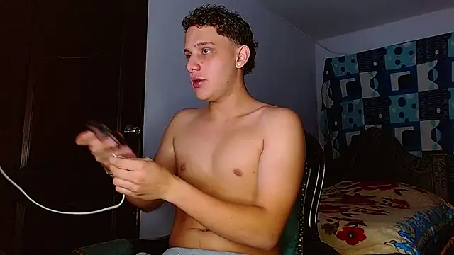 Thomas May4rs online show from 11.08.25