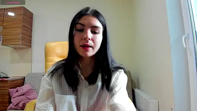 ErlinaBuoy online show from 07.12.26