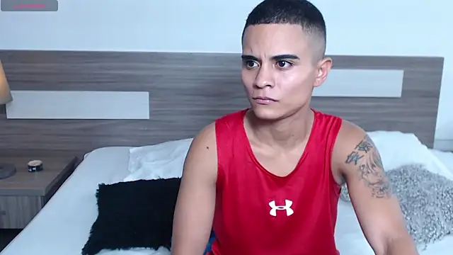 Liiamthompson online show from 10.28.25