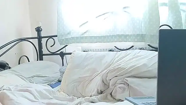 Demi WelshX online show from 09.09.25