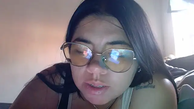 viccky vick online show from 04.12.26