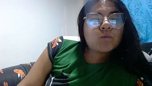Snapshot of viccky_vick chatting on 07.26.26 viccky vick online show from 07.26.26
