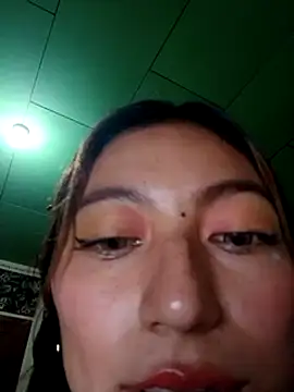 Little Saori online show from 02.18.25