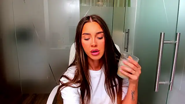 Anya-Ray online show from 04.30.26