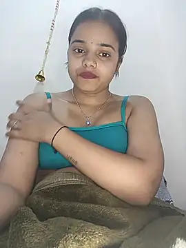 Snapshot of RAYI_123 chatting on 02.15.25 RAYI 123 online show from 02.15.25