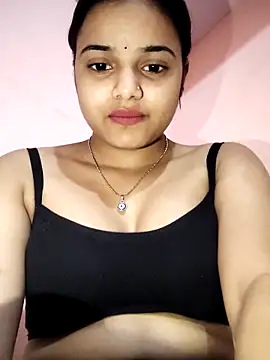 Snapshot of RAYI_123 chatting on 02.20.25 RAYI 123 online show from 02.20.25