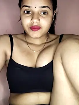 Snapshot of RAYI_123 chatting on 03.23.25 RAYI 123 online show from 03.23.25