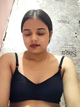 Snapshot of RAYI_123 chatting on 11.15.25 RAYI 123 online show from 11.15.25