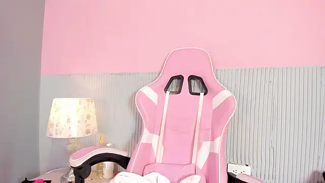 yeikafoxy online show from 10.02.25