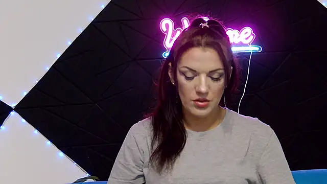 Snapshot of LissaAnn chatting on 02.12.26 LissaAnn online show from 02.12.26