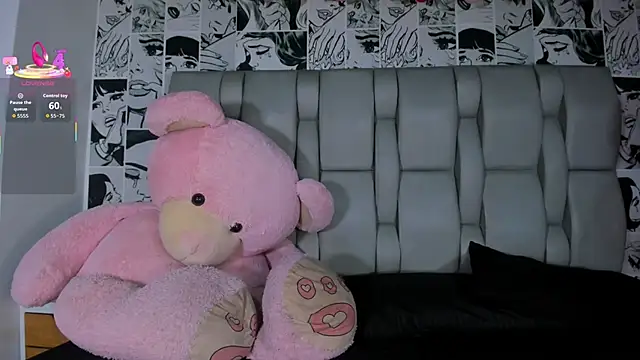 LucyRosse online show from 10.14.25