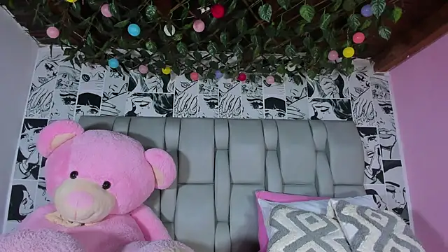 LucyRosse online show from 05.10.26