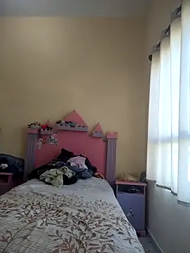 KellyPerlaxxx online show from 11.15.25