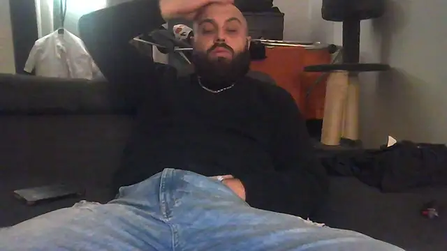 Snapshot of Zer_oki chatting on 03.12.25 Zer oki online show from 03.12.25