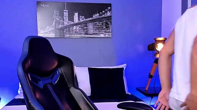 Snapshot of Max_Conor1 chatting on 09.11.25 Max Conor1 online show from 09.11.25