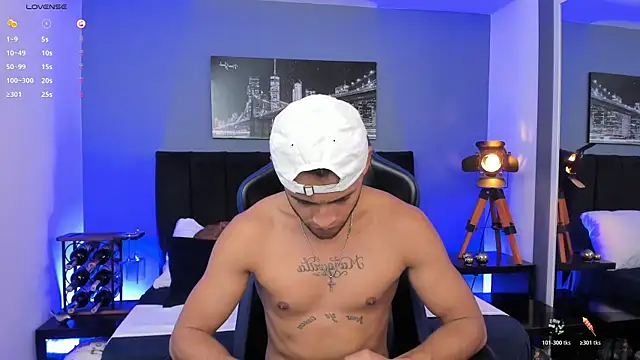 Max Conor1 online show from 12.22.25