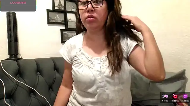 MirandaLatinaLovely online show from 03.13.26