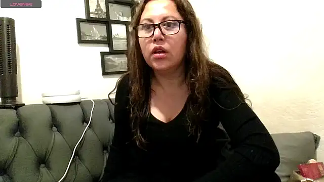 MirandaLatinaLovely online show from 05.23.26