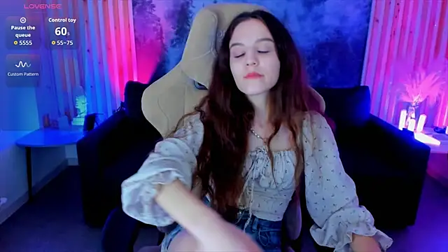 MilaStoyne online show from 09.23.25