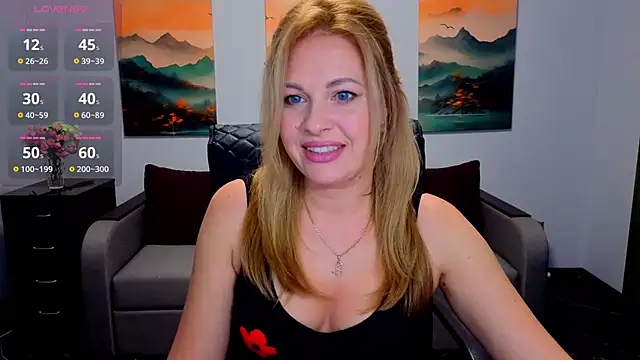 Snapshot of Mira_Whites chatting on 11.29.25 Mira Whites online show from 11.29.25