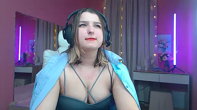 Snapshot of Jenny_Smit chatting on 03.06.25 Jenny Smit online show from 03.06.25