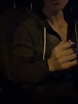 Snapshot of goddess-harper chatting on 10.24.25 goddess-harper online show from 10.24.25