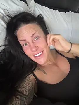 Snapshot of goddess-harper chatting on 02.09.26 goddess-harper online show from 02.09.26