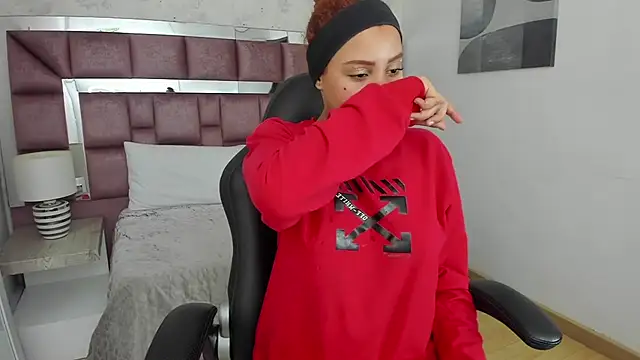 Snapshot of tamararose1 chatting on 03.19.25 tamararose1 online show from 03.19.25