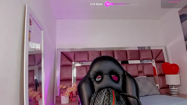 Snapshot of tamararose1 chatting on 11.16.25 tamararose1 online show from 11.16.25