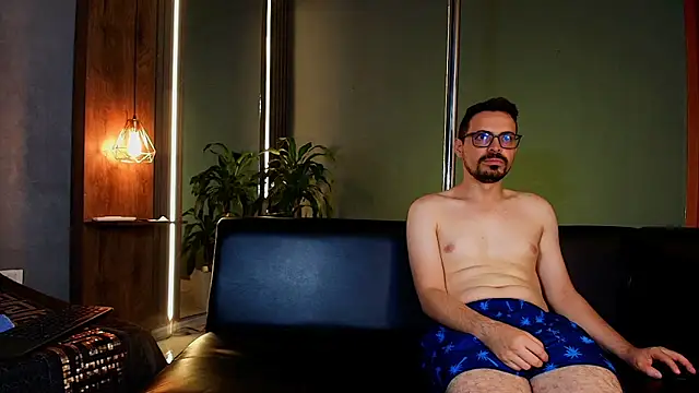 Snapshot of _FireandDesire chatting on 02.04.26 FireandDesire online show from 02.04.26