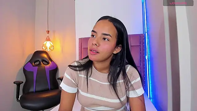 Roxy Stonee online show from 02.26.26