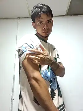 Niick01  online show from 12.17.25