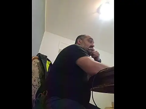 fuocovivo4 online show from 03.05.26