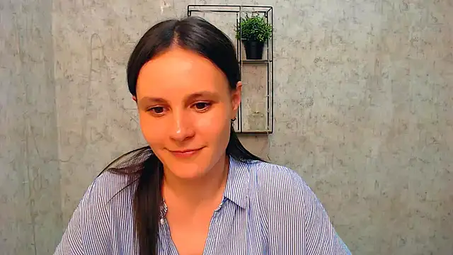 ValeriaHeart  online show from 02.21.25