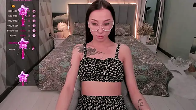 Queen Gabriel online show from 02.05.25