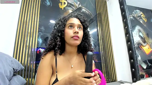 Snapshot of michell78sexy chatting on 07.17.26 michell78sexy online show from 07.17.26