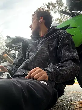 Snapshot of Codybugs0206 chatting on 10.19.25 Codybugs0206 online show from 10.19.25