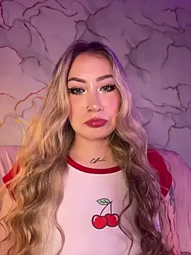 Snapshot of Lally_Valencia__ chatting on 02.15.26 Lally Valencia online show from 02.15.26