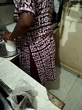 sdfuubjkn online show from 04.06.26