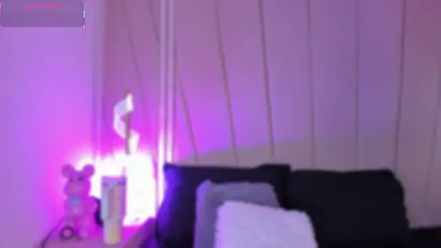 Nikki vega online show from 02.25.25