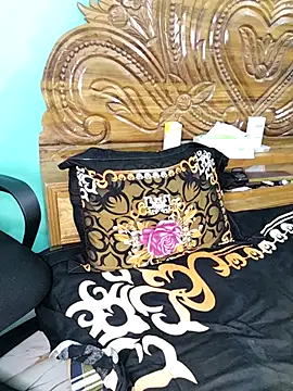 monekhan123 online show from 02.24.26