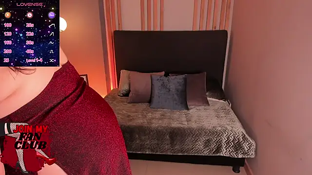 Dafne 00 online show from 11.12.25