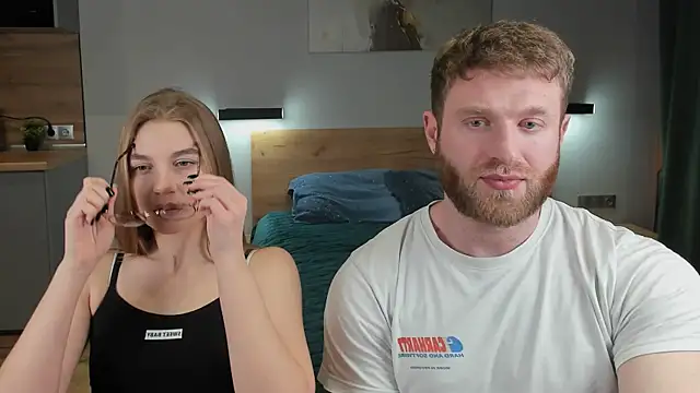 Enjoy everymoment  online show from 01.31.25