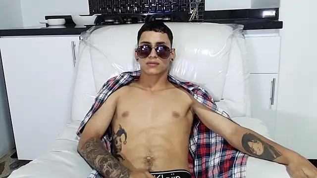 JhoanLeandro online show from 01.31.25