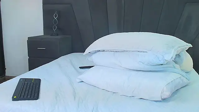 JhoanLeandro online show from 03.07.25