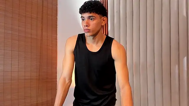 Snapshot of Justin_mack chatting on 02.27.25 Justin mack online show from 02.27.25