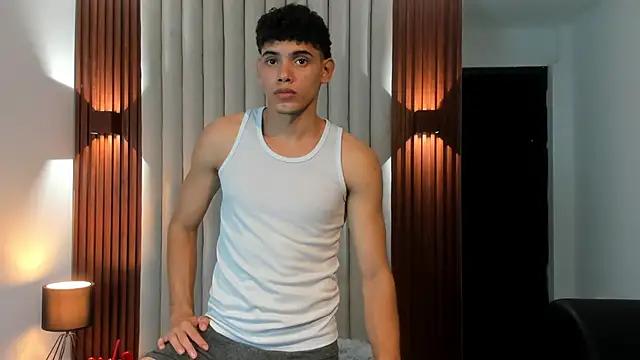 Snapshot of Justin_mack chatting on 03.08.25 Justin mack online show from 03.08.25